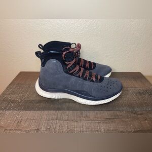 Under Armour Curry 4 Flotro “Gray Black” 
- Size 11 Men.